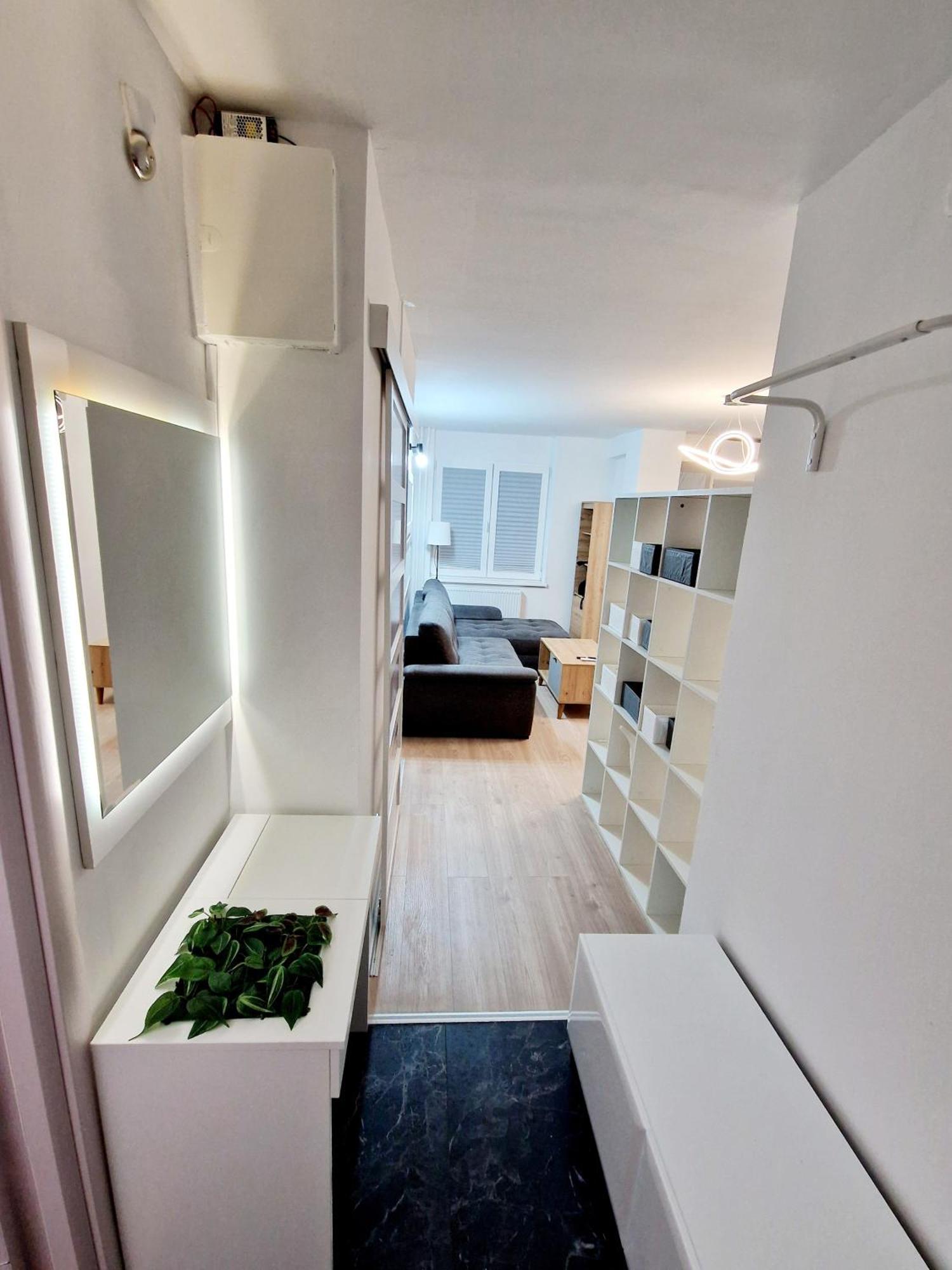 Cosy Novi Sad Loft, Self Check-In Apartment Ngoại thất bức ảnh